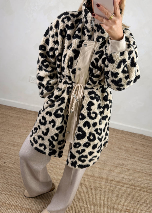 Wilderness Fleece jacket - animal-The Style Attic
