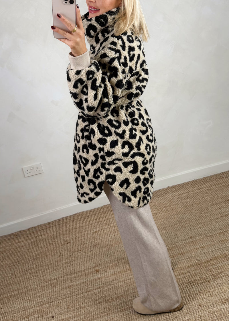 Wilderness Fleece jacket - animal-The Style Attic