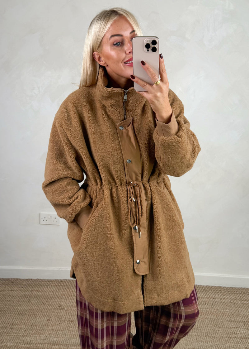 Wilderness Fleece jacket - tan-The Style Attic