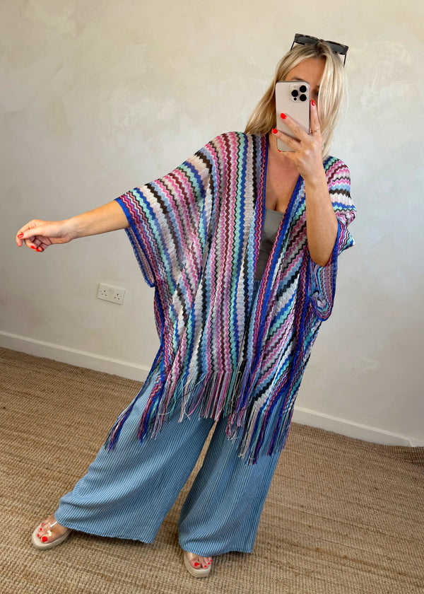 Woven throw on - blues-The Style Attic