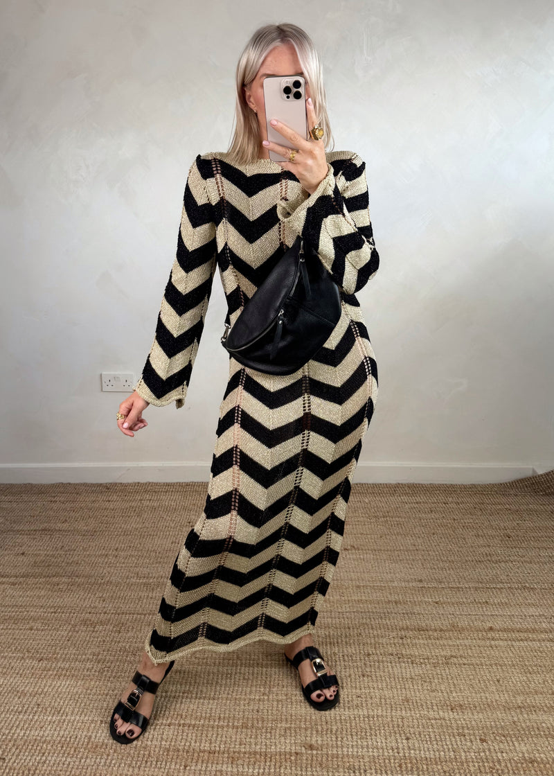 Zigzag maxi - black-The Style Attic